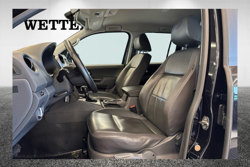 VOLKSWAGEN Amarok 2016