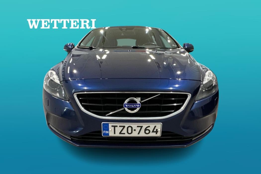 VOLVO V40 2015