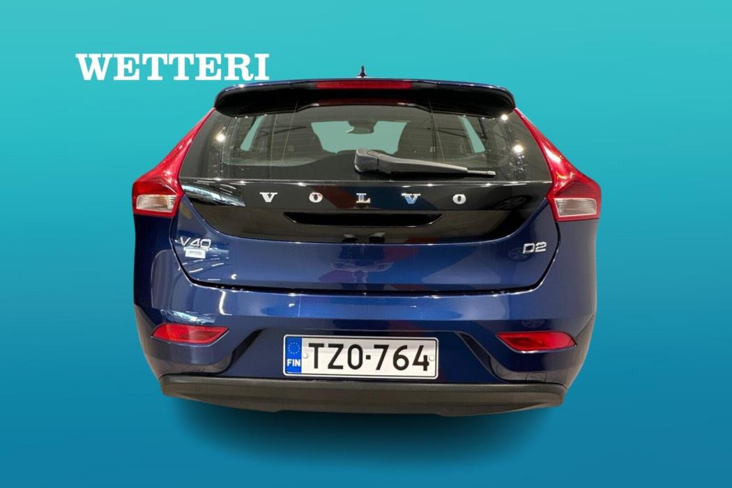 VOLVO V40 2015