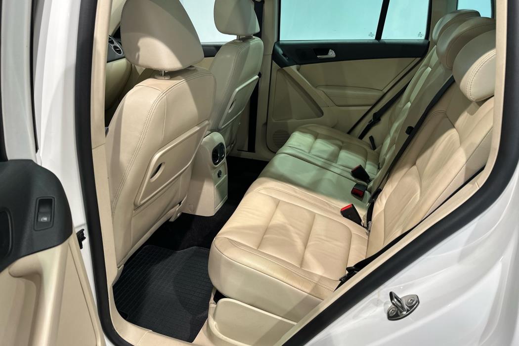 VOLKSWAGEN Tiguan 2010
