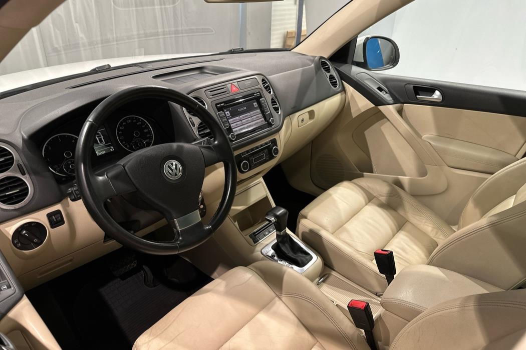 VOLKSWAGEN Tiguan 2010