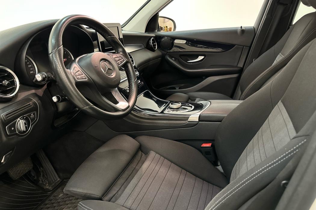 MERCEDES-BENZ GLC 2016