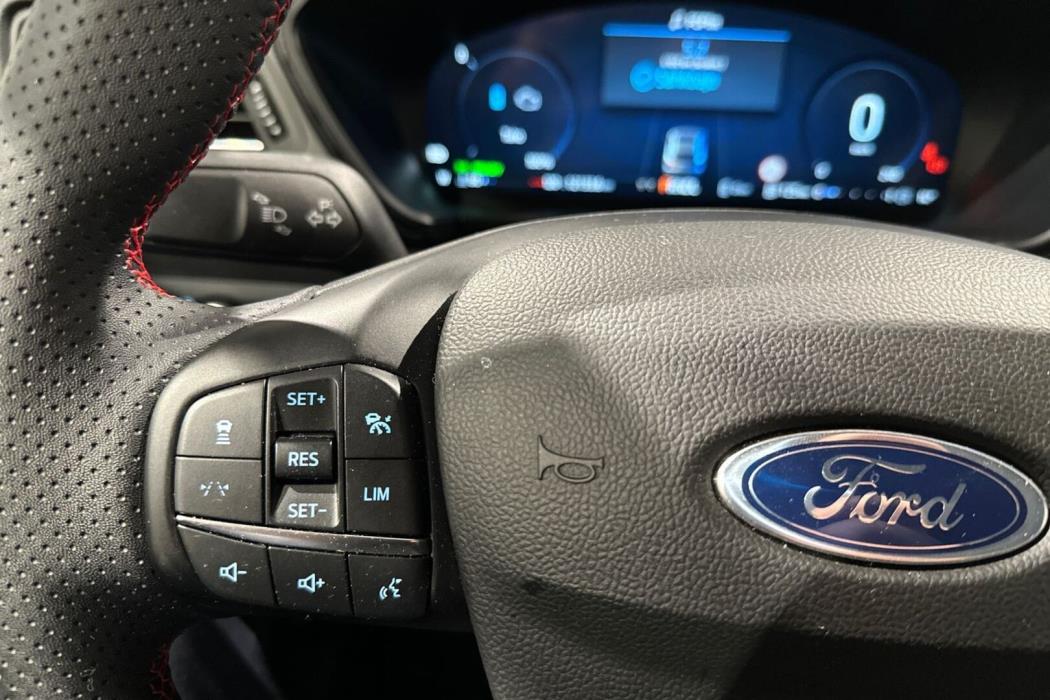 FORD Kuga 2026