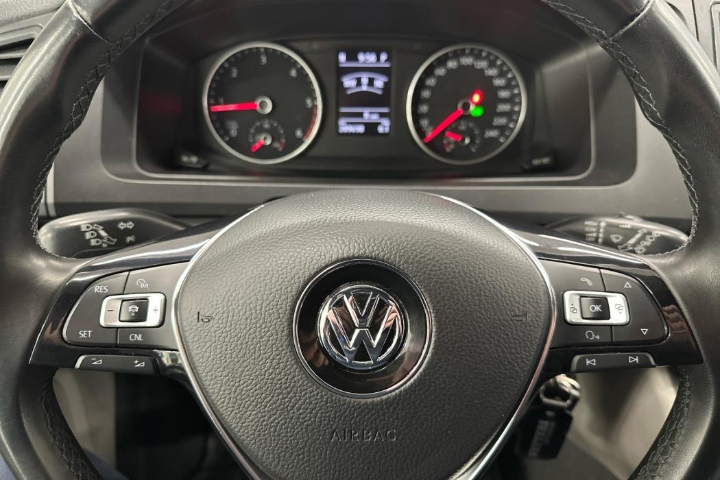 VOLKSWAGEN Transporter 2018