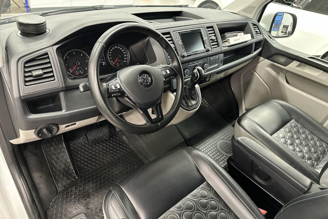 VOLKSWAGEN Transporter 2018