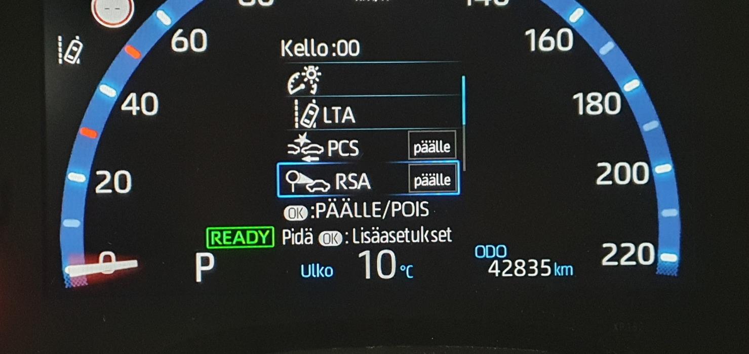TOYOTA Yaris Cross 2022