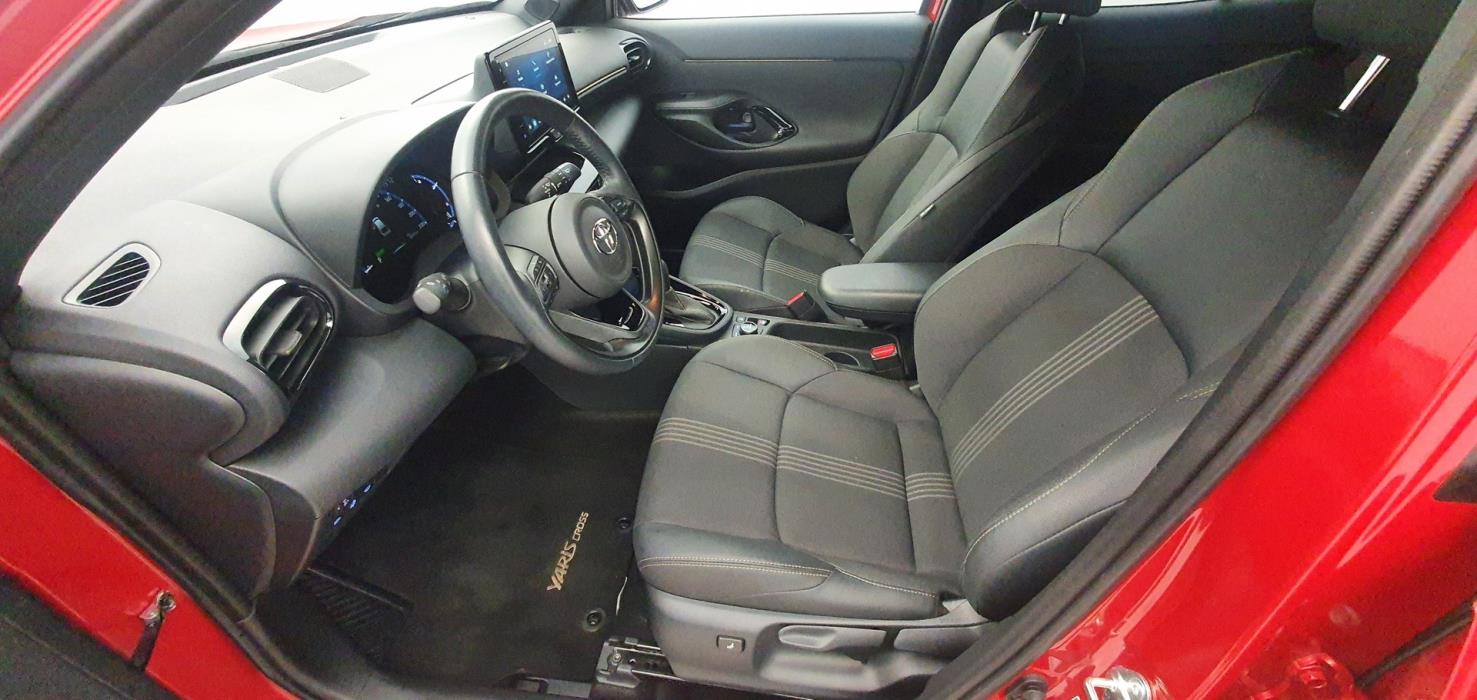 TOYOTA Yaris Cross 2022
