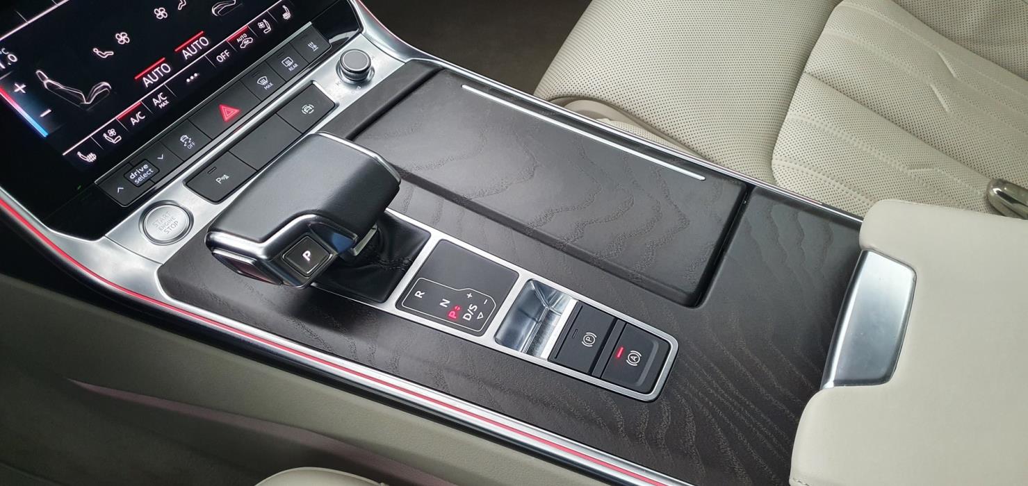 AUDI A6 2020