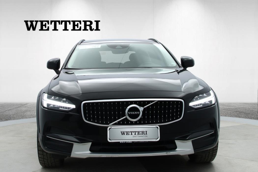 VOLVO V90 Cross Country 2018