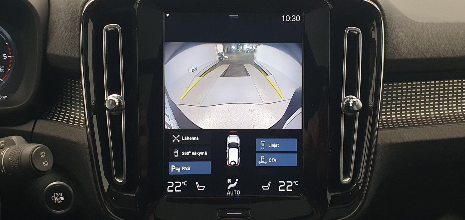 VOLVO XC40 2019