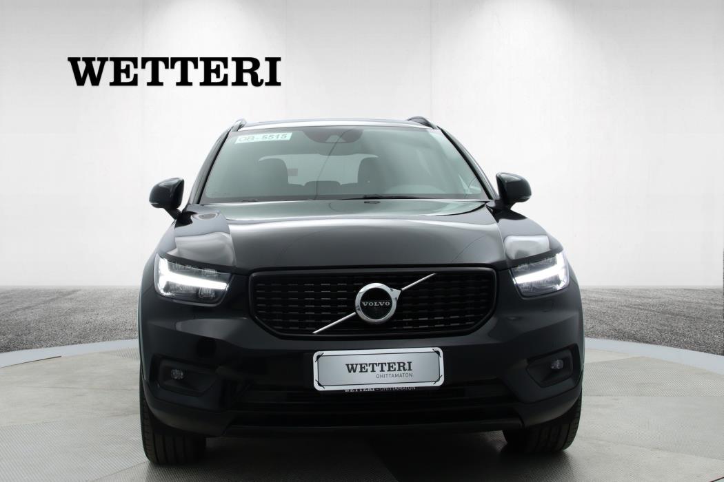 VOLVO XC40 2019