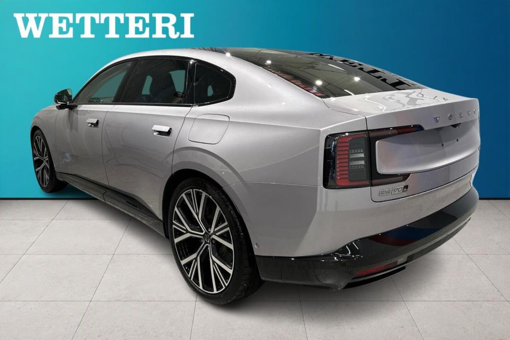 VOLVO ES90 2026
