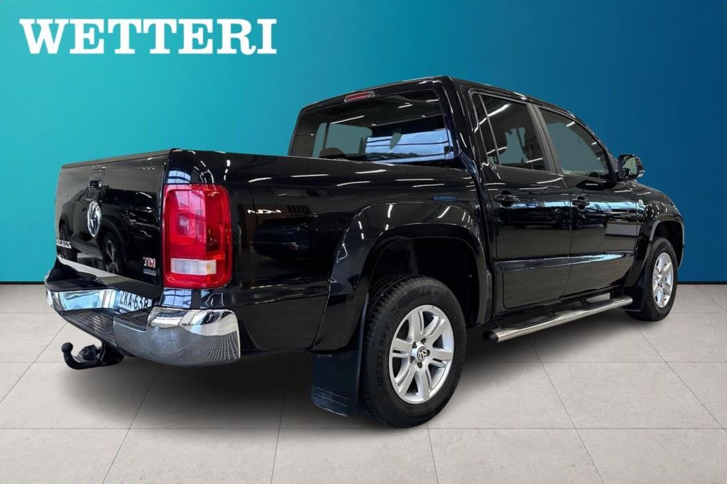 VOLKSWAGEN Amarok 2013