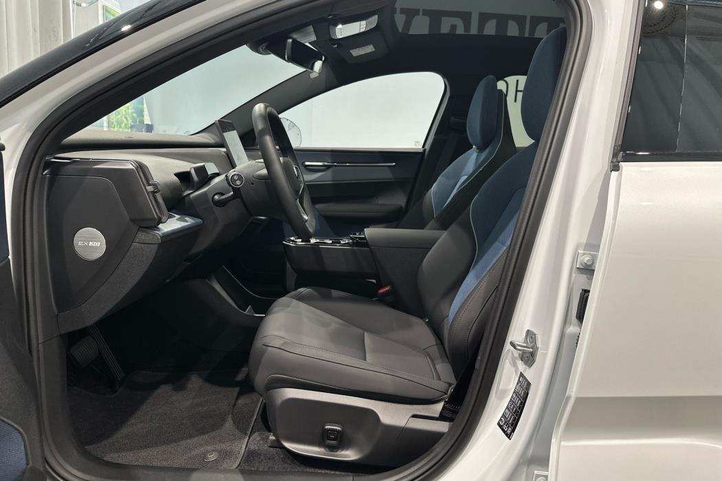 VOLVO EX30 Cross Country 2026