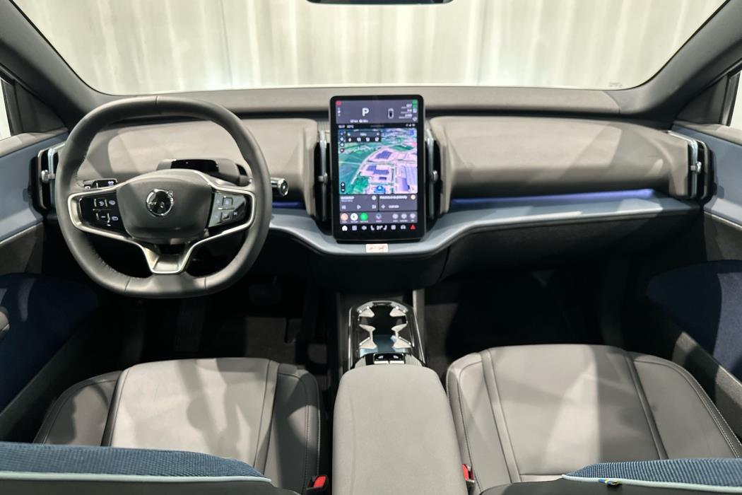 VOLVO EX30 Cross Country 2026