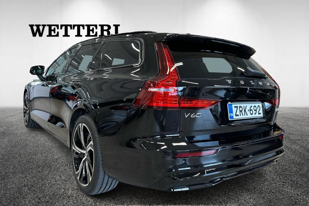 VOLVO V60 2026