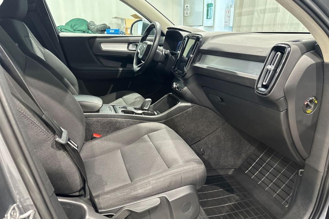 VOLVO XC40 2019