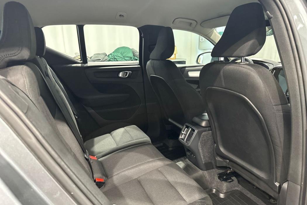 VOLVO XC40 2019