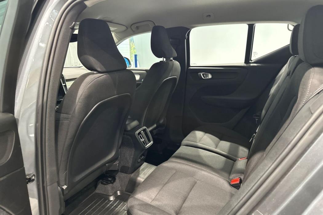 VOLVO XC40 2019