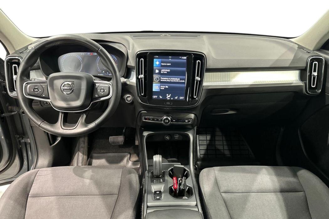 VOLVO XC40 2019