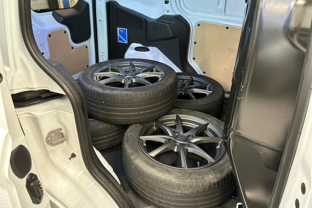 FORD Transit Courier 2020