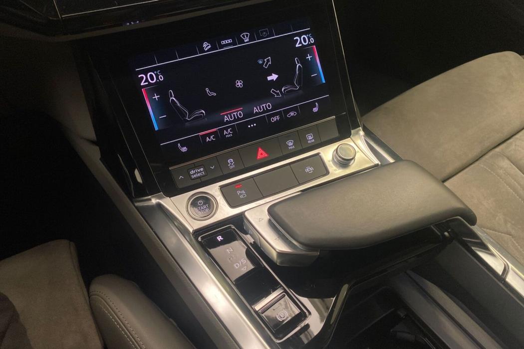 AUDI e-tron 2020