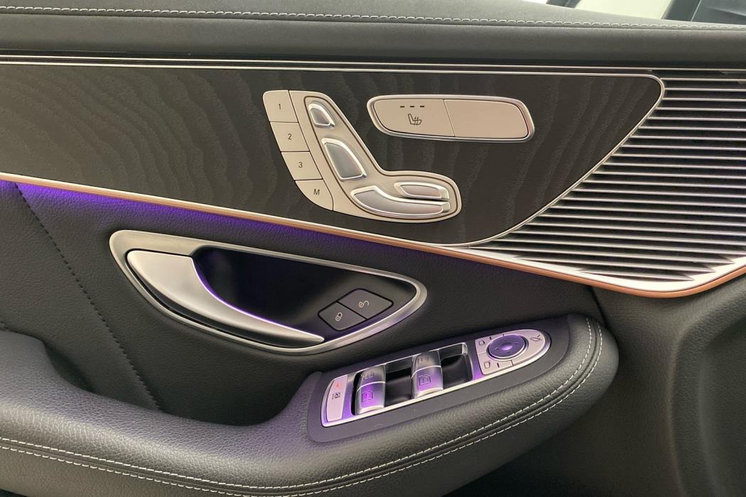 MERCEDES-BENZ EQC 2022