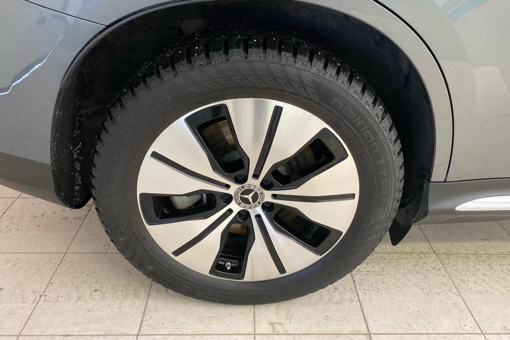 MERCEDES-BENZ EQC 2022