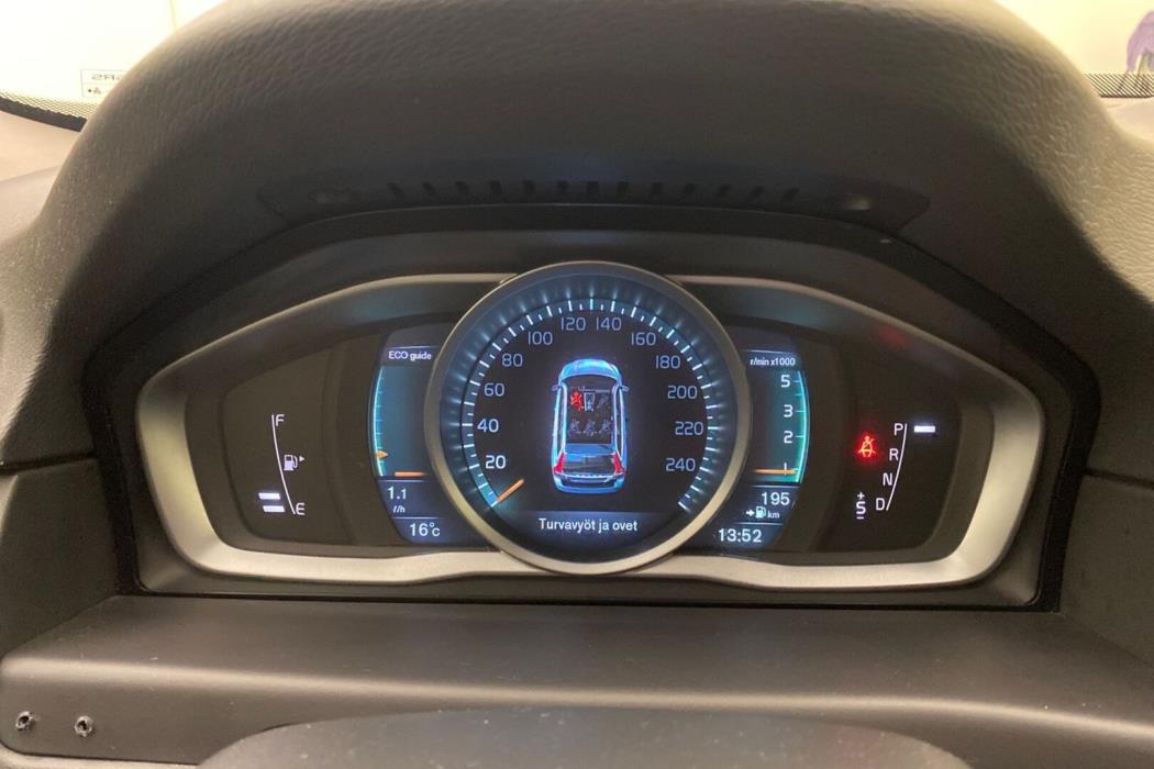 VOLVO V70 2014
