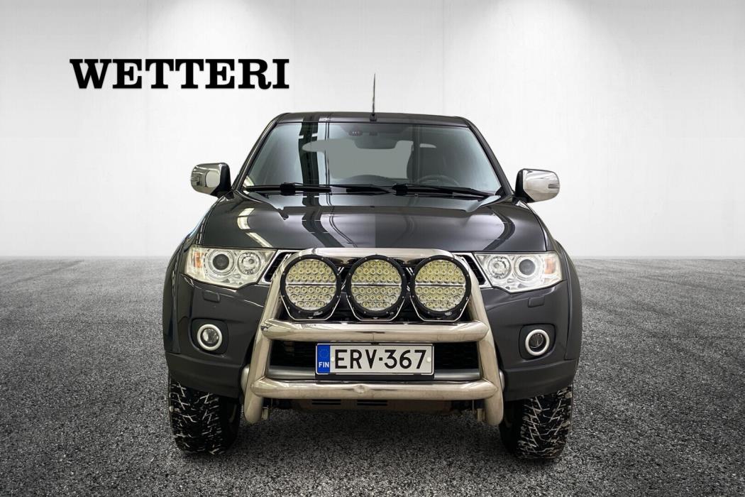 MITSUBISHI L200 2014