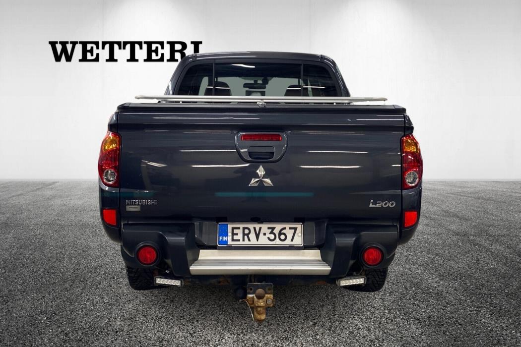 MITSUBISHI L200 2014