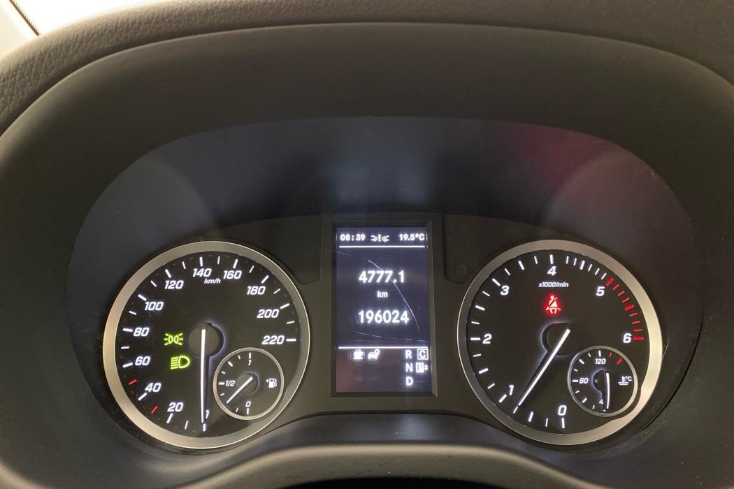 MERCEDES-BENZ Vito 2022