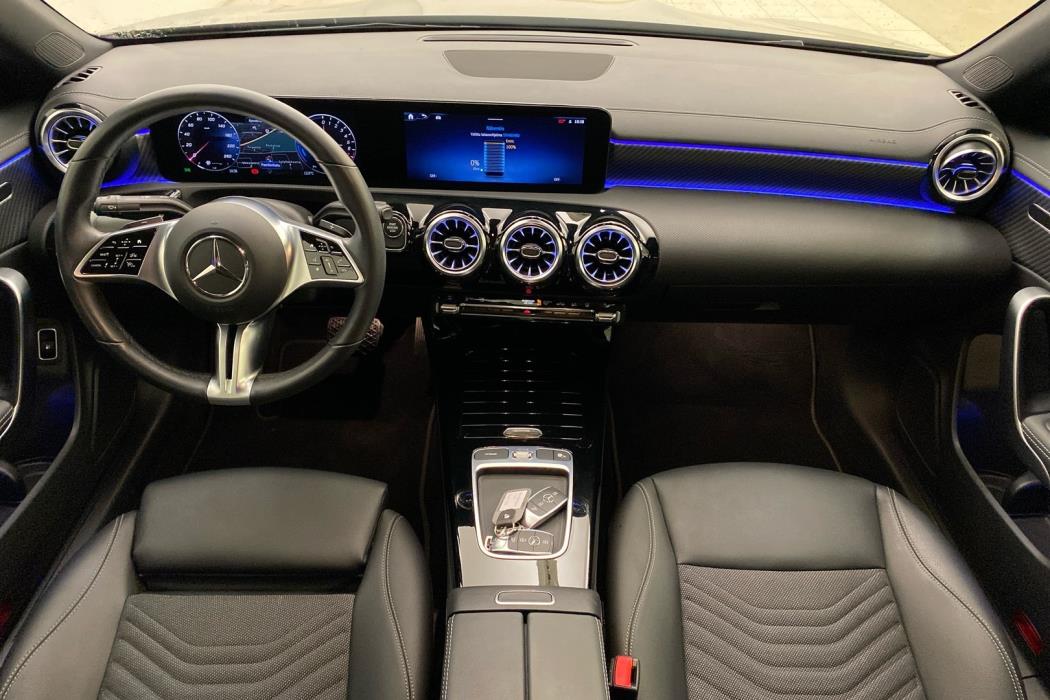 MERCEDES-BENZ CLA 2024