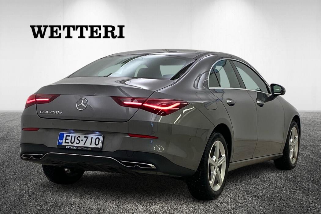 MERCEDES-BENZ CLA 2024