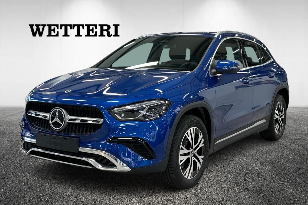 MERCEDES-BENZ GLA 2024