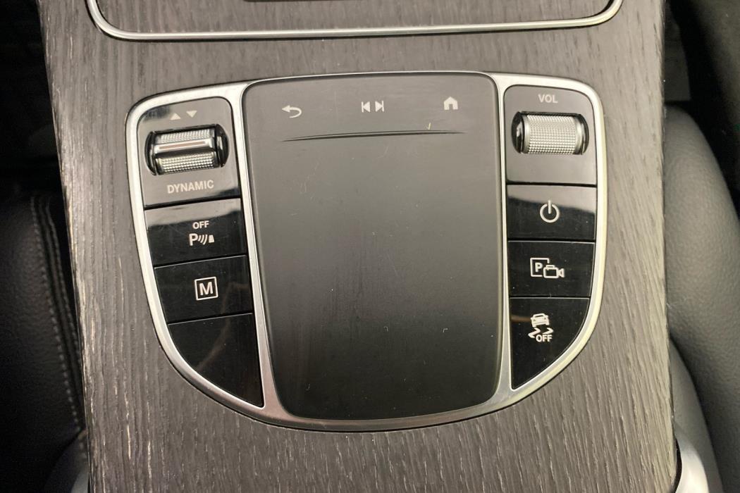 MERCEDES-BENZ GLC 2021