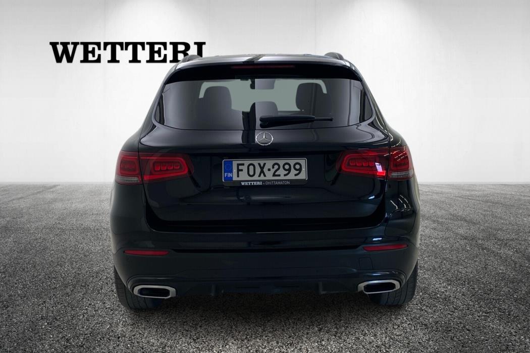 MERCEDES-BENZ GLC 2021