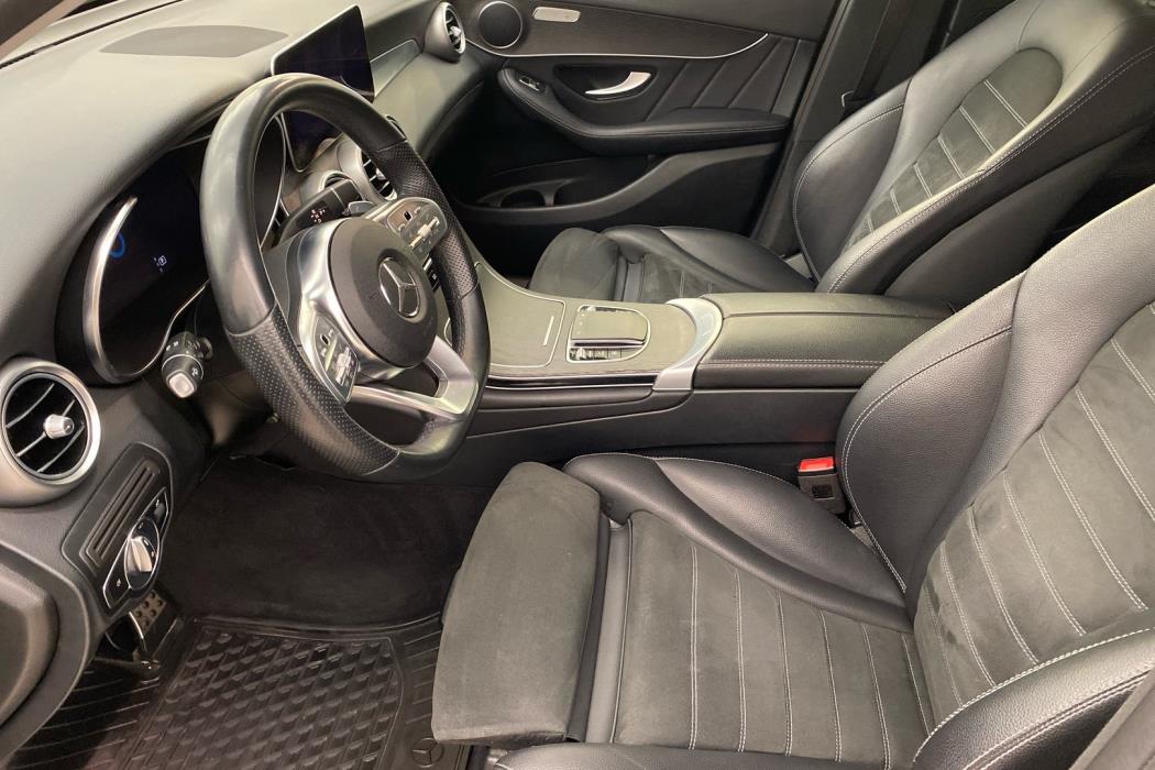 MERCEDES-BENZ GLC 2021