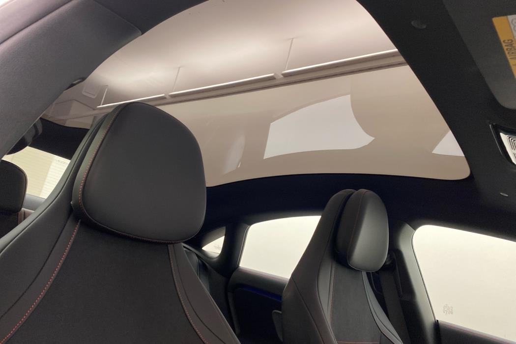 MERCEDES-BENZ CLA 2025