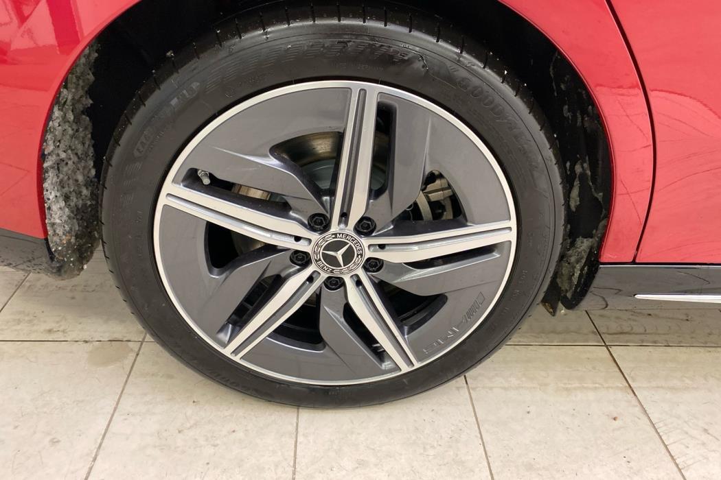 MERCEDES-BENZ CLA 2025