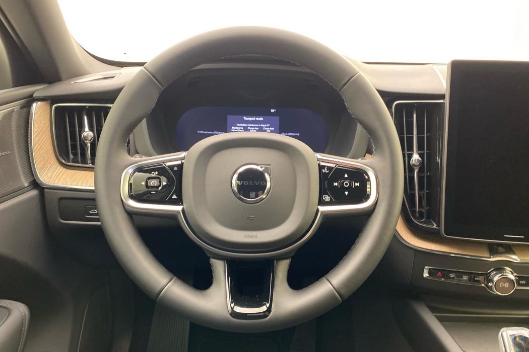 VOLVO XC60 2027