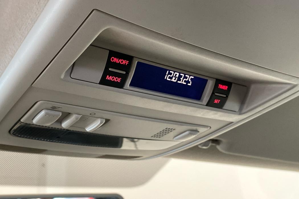 VOLKSWAGEN Transporter 2016