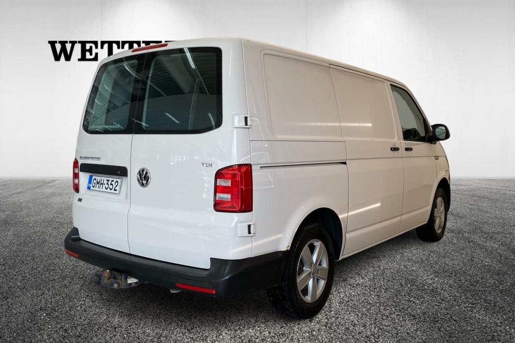 VOLKSWAGEN Transporter 2016