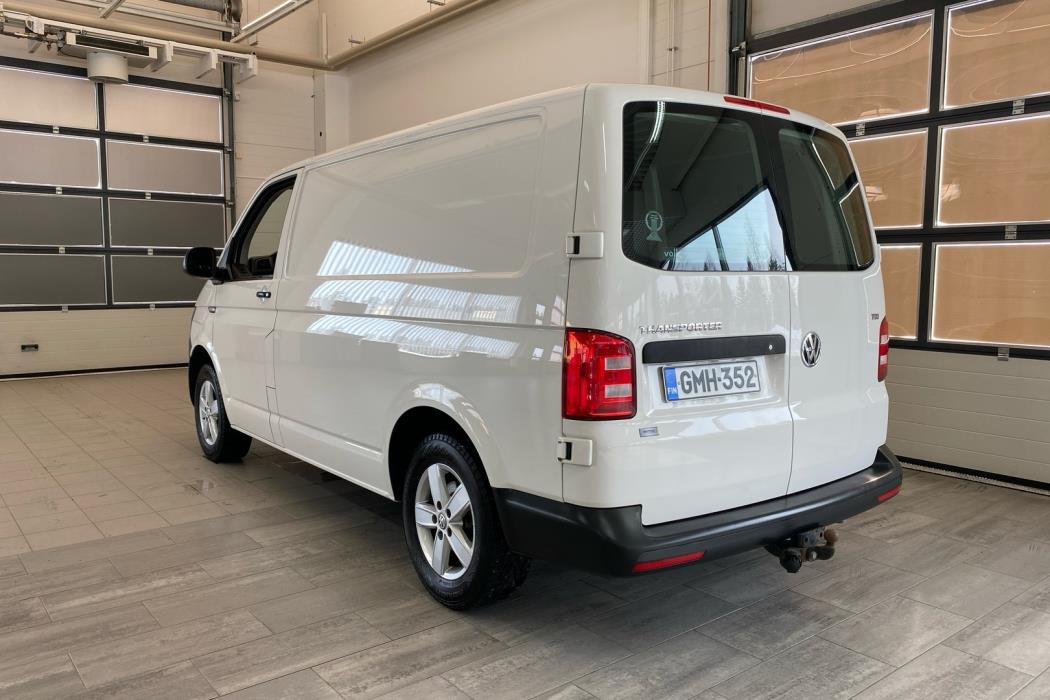 VOLKSWAGEN Transporter 2016