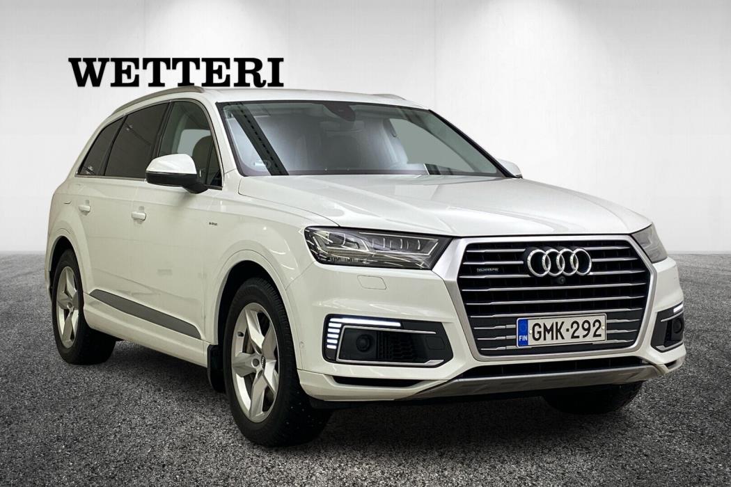 AUDI Q7 2017