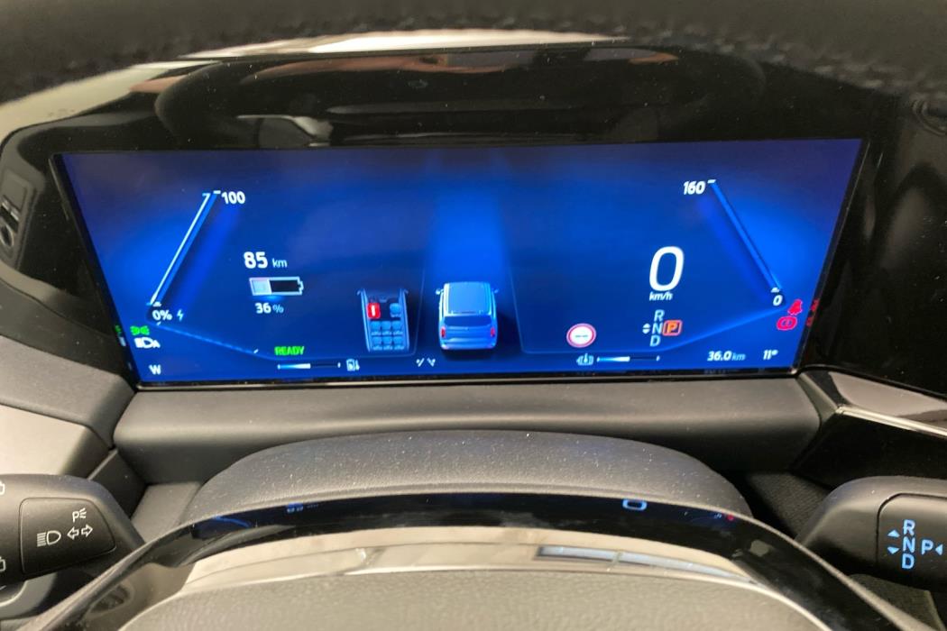 FORD Tourneo Custom 2025