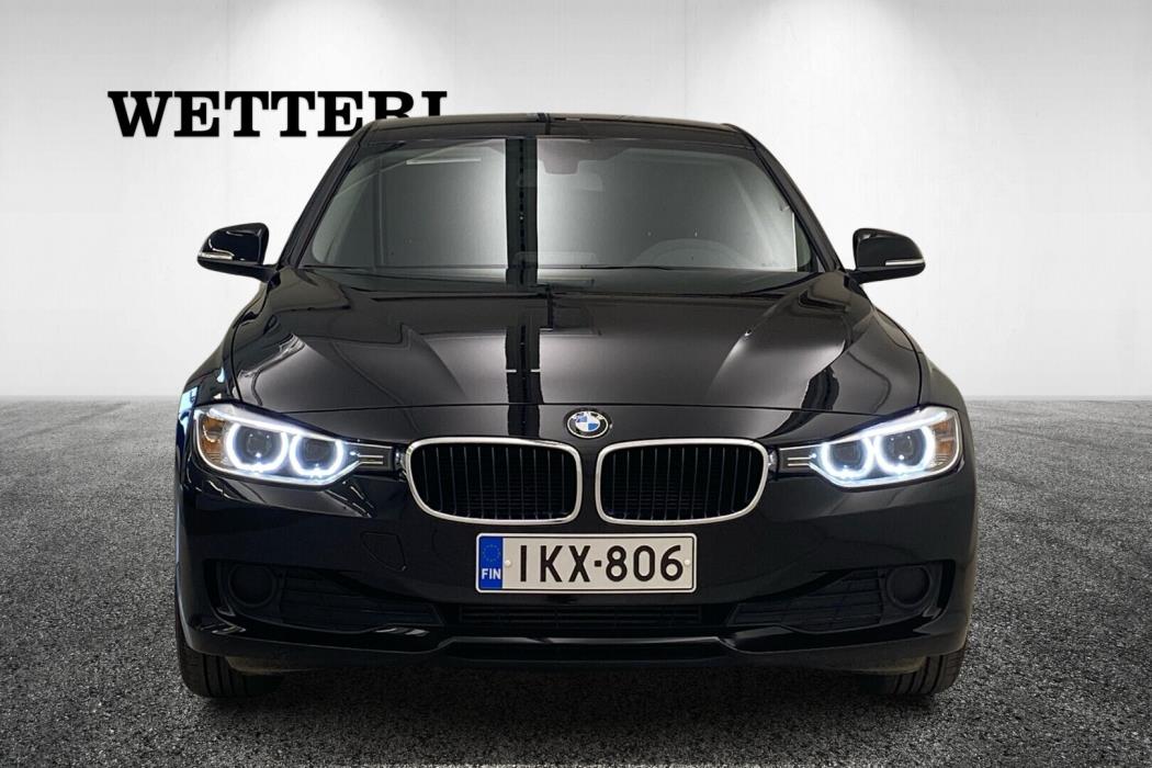 BMW 320 2012