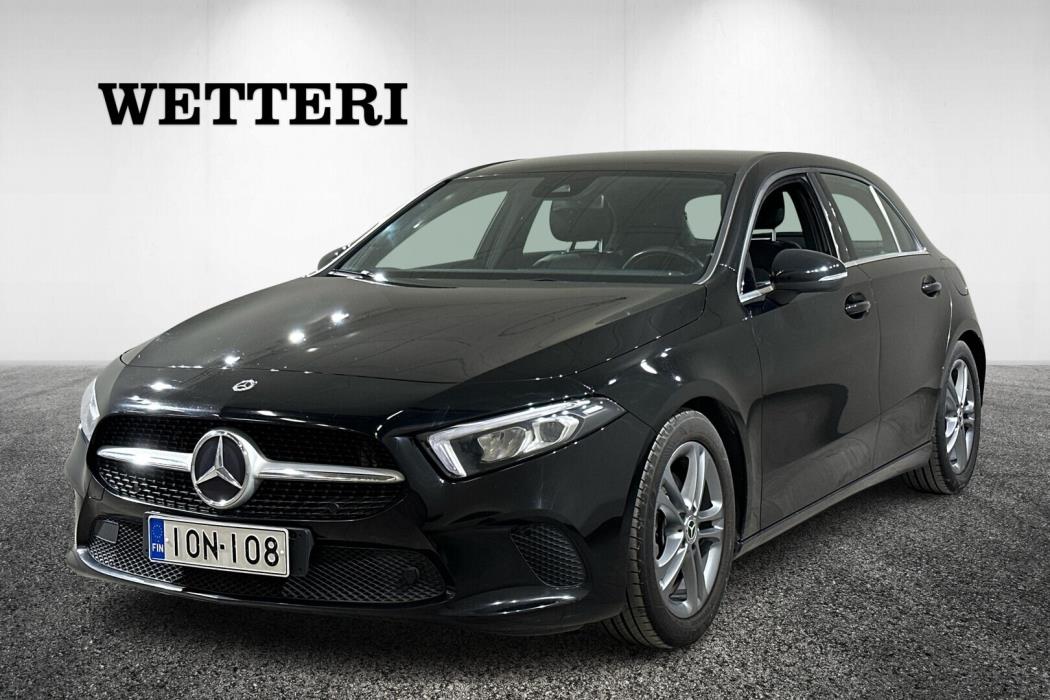 MERCEDES-BENZ A 2018