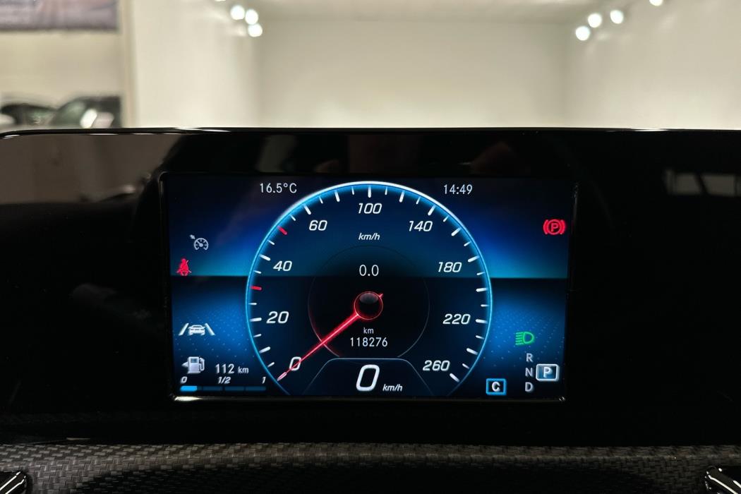 MERCEDES-BENZ A 2018