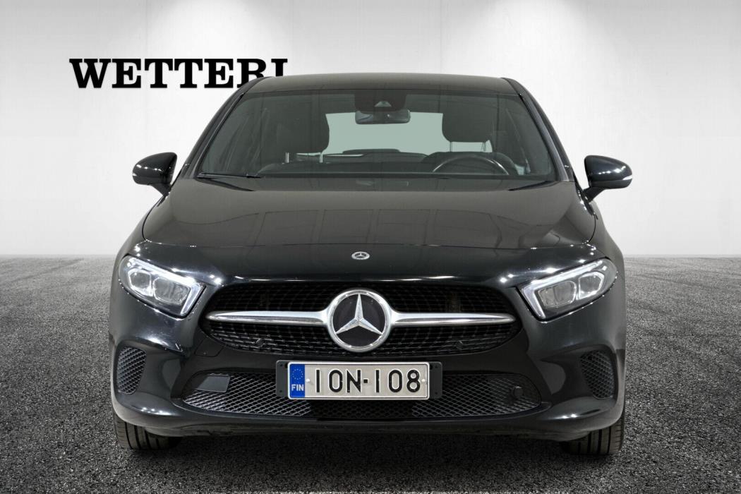 MERCEDES-BENZ A 2018